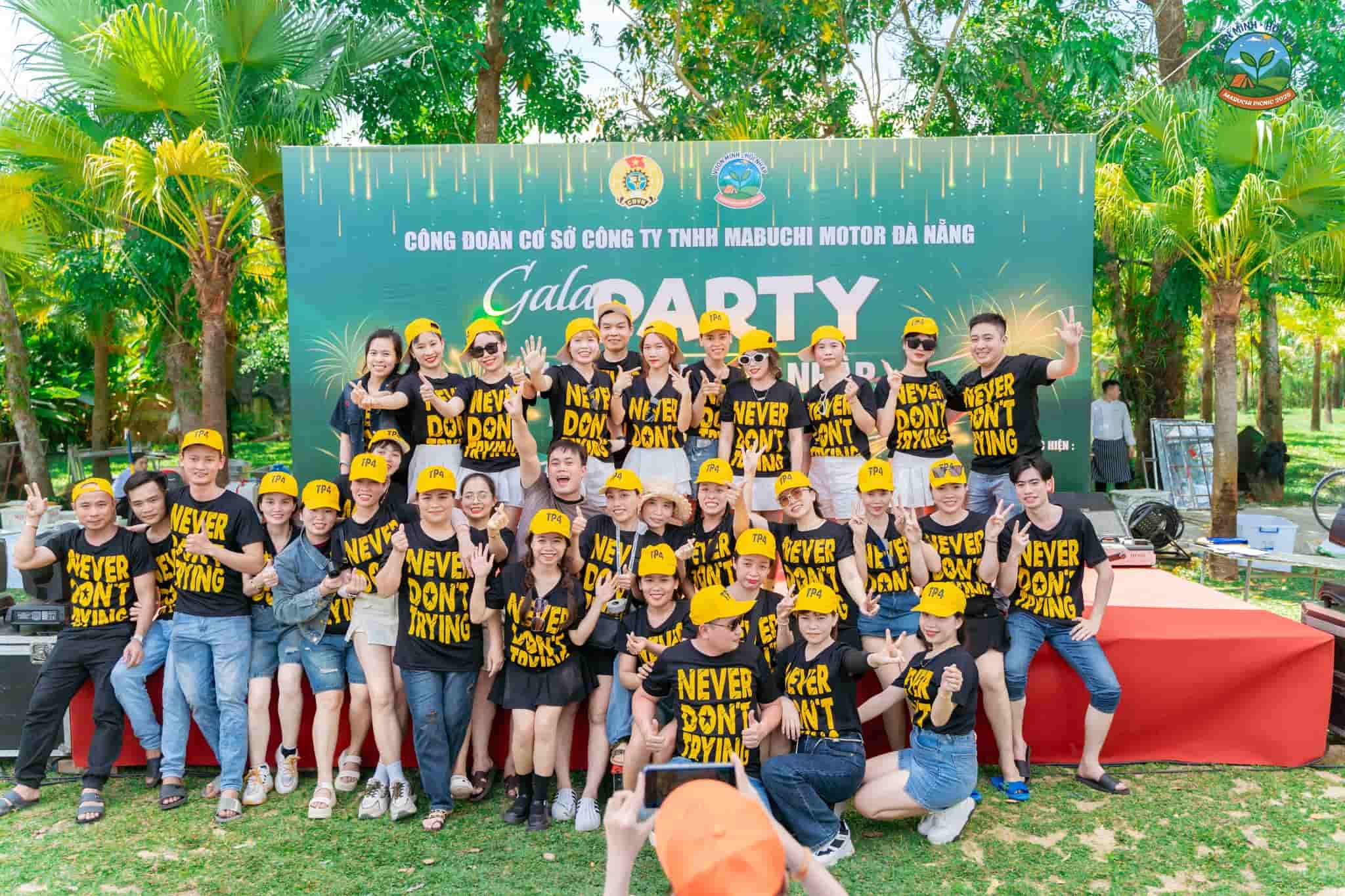 In đồng phục áo thun