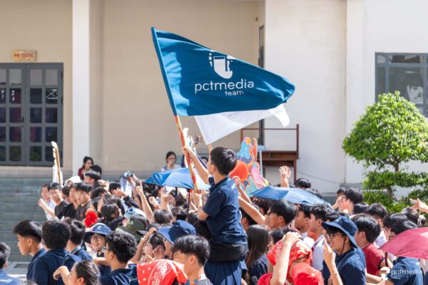 Feedback Đồng Phục Team MEDIA THPT Phan Châu Trinh 