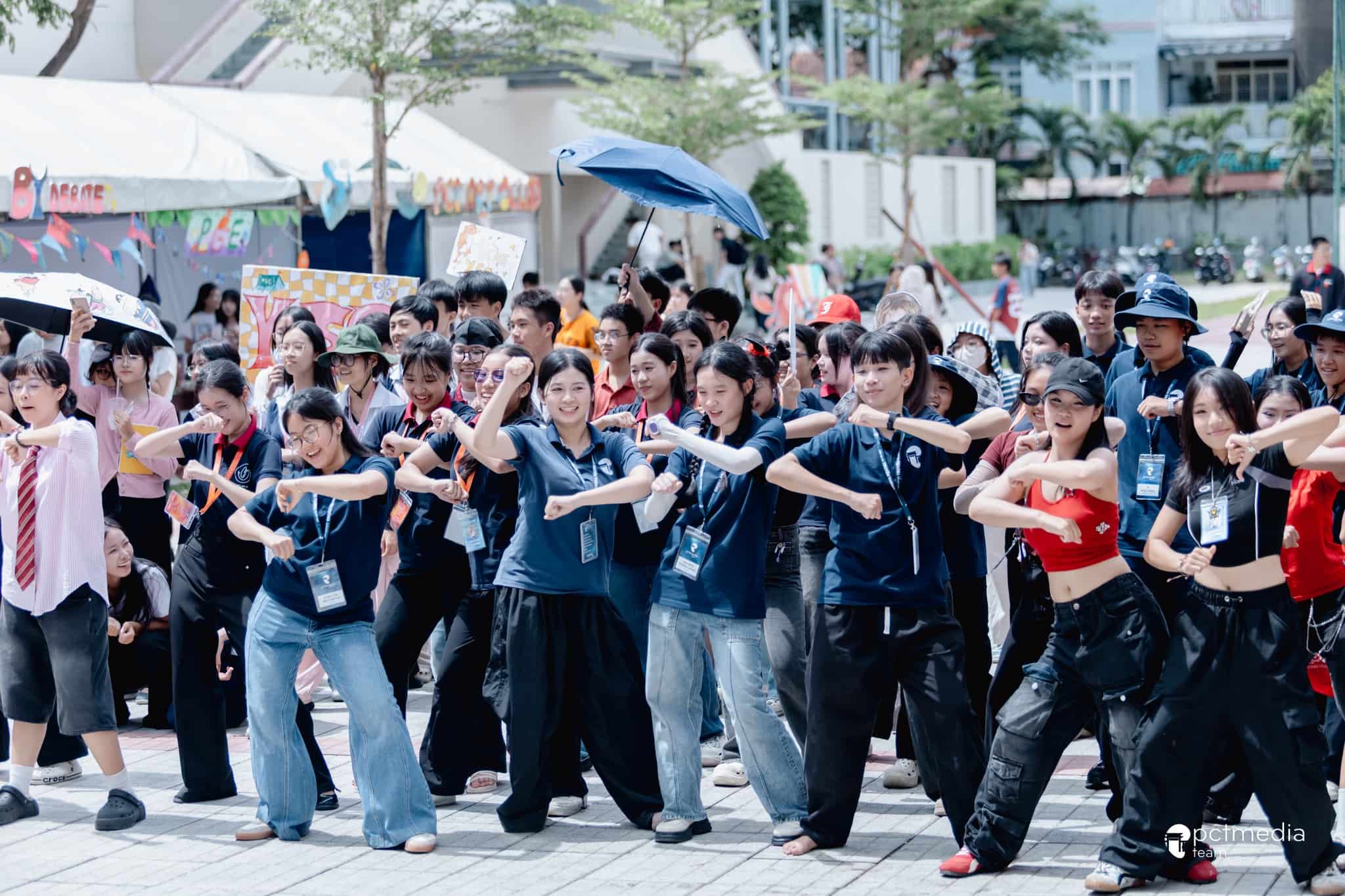 Tăng cường tinh thần tập thể và đồng bộ hình ảnh